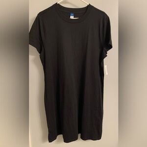 NWT Old Navy Black Mini Dress - Tee Style with side slits